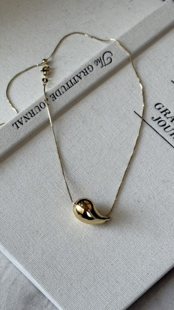 Collar de gota